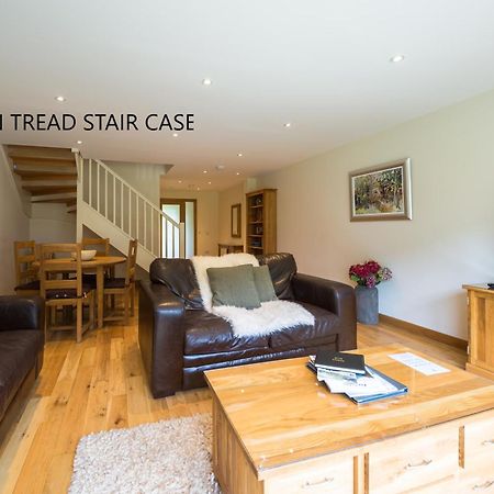 Mains Of Taymouth Country Estate 5* Maxwell Villas Кенмор Екстериор снимка