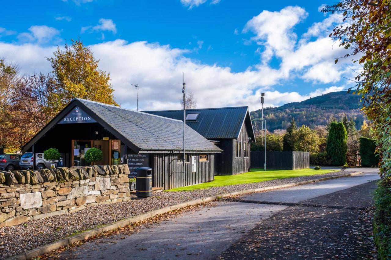 Mains Of Taymouth Country Estate 5* Maxwell Villas Кенмор Екстериор снимка